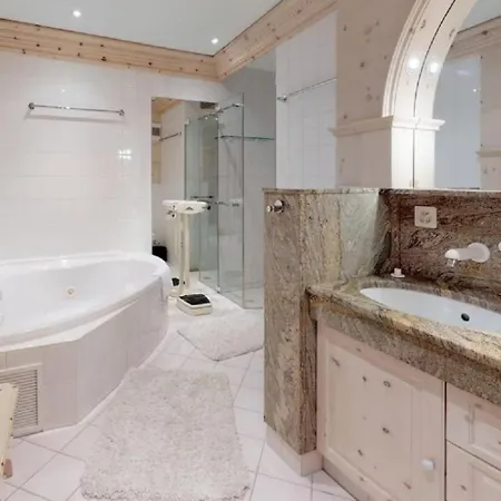Vanni 4bedrooms Apartment St. Moritz